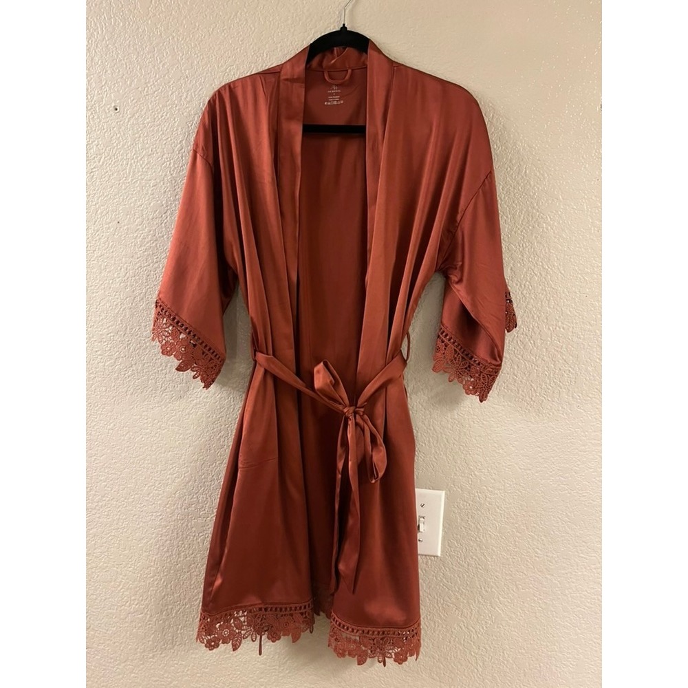 AW Bridal Dark Pink Satin Lace Trim Robe Small Wedding Getting Ready